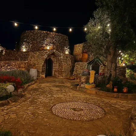 빌라 Oasi Temerano